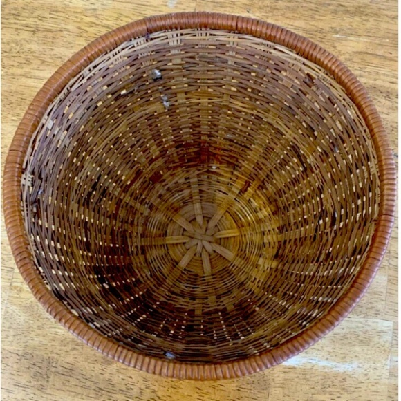 Vintage Split Tortoise Shell Bamboo & Wicker Basket - Picture 3 of 4